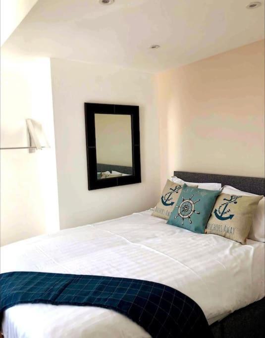 Sunny Seaside Beach House Lytham Centre Sleeps 8 Lytham St Annes Zewnętrze zdjęcie