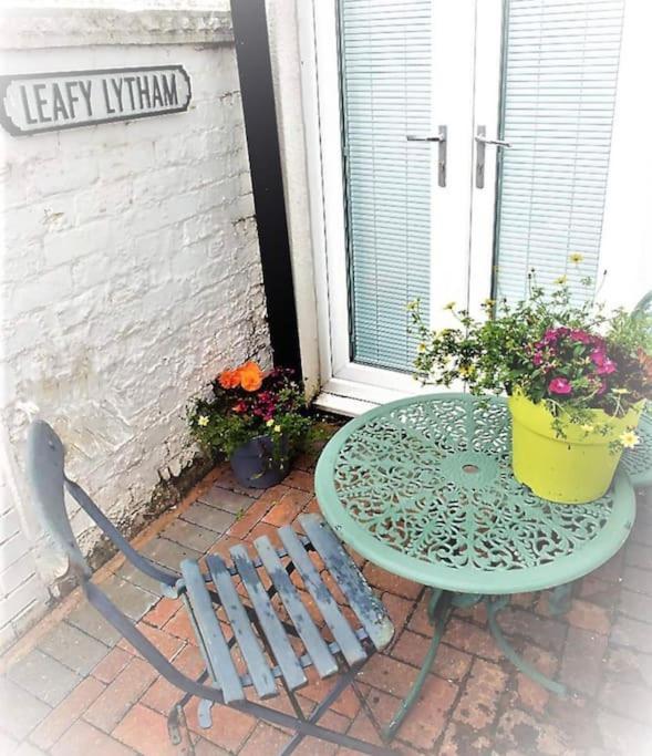 Sunny Seaside Beach House Lytham Centre Sleeps 8 Lytham St Annes Zewnętrze zdjęcie